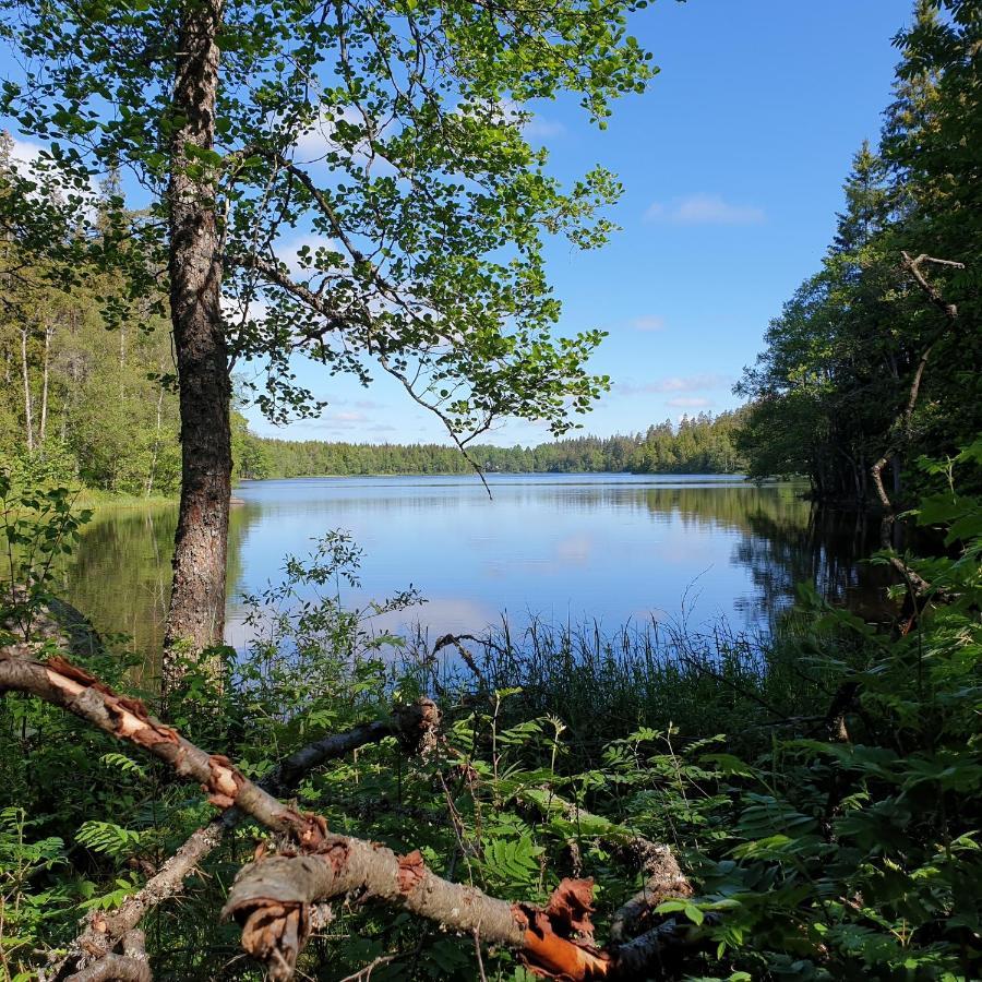 Cabin Near Lake And Beautiful Nature Reserve. Bodafors Eksteriør billede