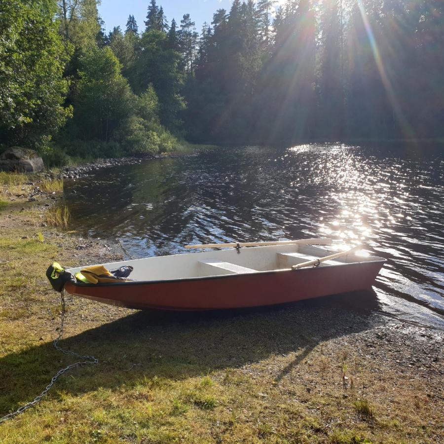 Cabin Near Lake And Beautiful Nature Reserve. Bodafors Eksteriør billede